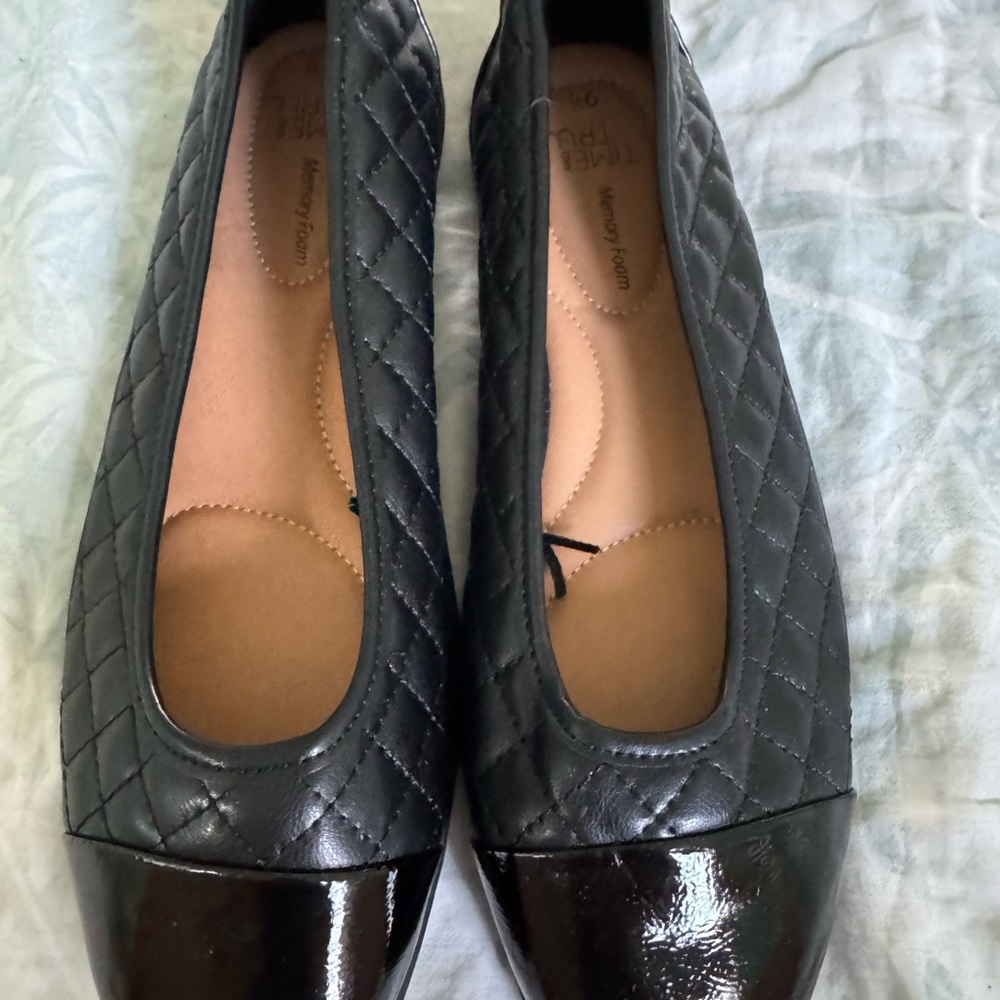 Time and Tru Quilted Flats in Charcoal with Patent Toe